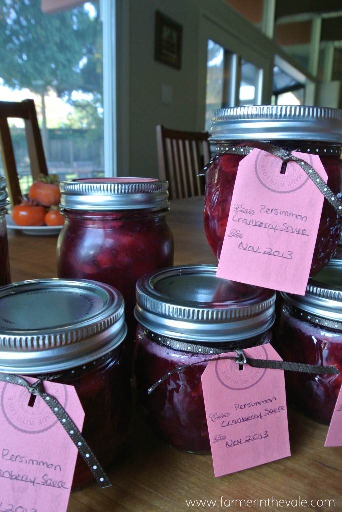 persimmon cranberry sauce as a gift